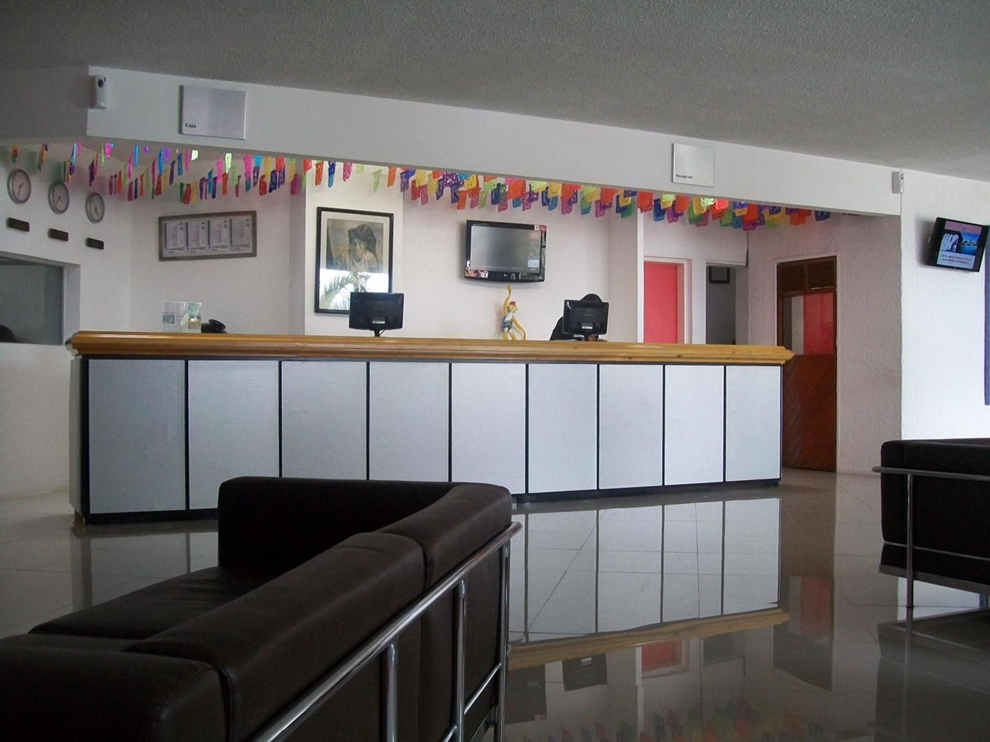 Отель Mision Oaxaca Экстерьер фото
